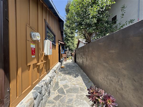 Tujunga Home (4/22/2025 - Credits: TADEH ASIUN)