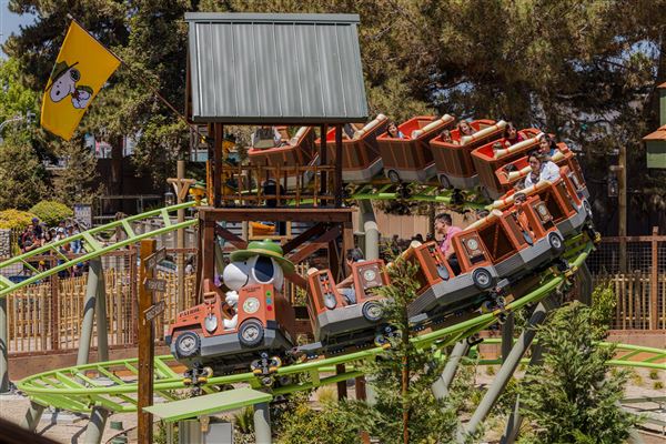Knott's Berry Farm & Knott's California Marketplace - Camp Snoopy - Tenderpaw Twister (5/15/2025 - Credits: Six Flags Entertainment Corporation)