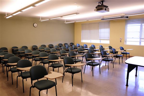 Mount Saint Mary's College, Chalon Campus (1/22/2013 - Credits: Leo Fialho)