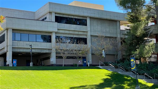 College of the Canyons - Honor Grove Quad (11/3/2021 - Credits: Leo Fialho)