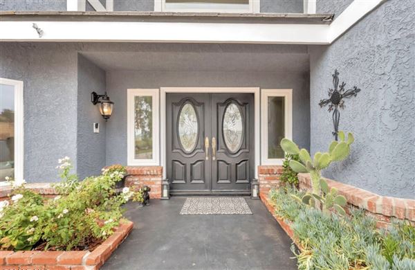 Home (10/1/2023 - Credits: Ladd Jackson - realtor)