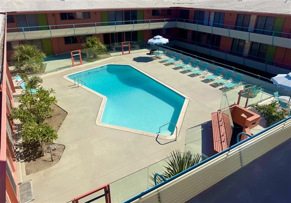 Hollywood Riviera (10/1/2025 - Credits: Jeff Hiner)