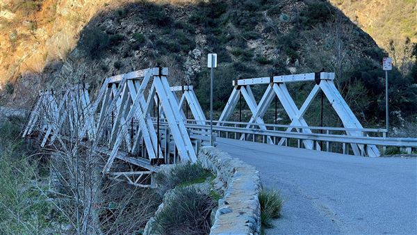 Cattle Canyon Bridge - Angeles National Forest (3/7/2022 - Credits: Leo Fialho)