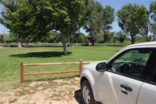Mojave Narrows Regional Park - Pelican Lake (7/6/2012 - Credits: Leo Fialho)