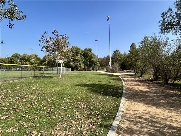 Rio de Los Angeles State Park (SP) - Taylor Yard - Inter Agency - LA City Parks & CA State Parks (11/3/2025 - Credits: Brandy Davis)