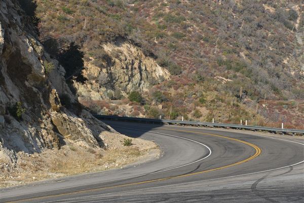 Angeles Crest Highway - SR2 - Between MM 37.21 & Red Box Picnic Area (11/16/2016 - Credits: Leo Fialho)