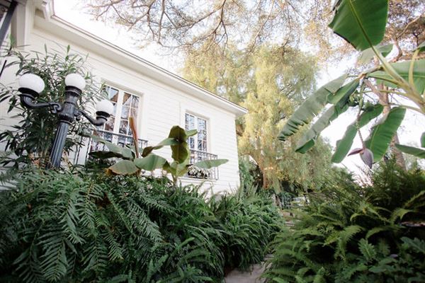 Louisiana French Colonial House (10/17/2024 - Credits: Wendy Kathleen Photography & Jessie Rowan Photography)