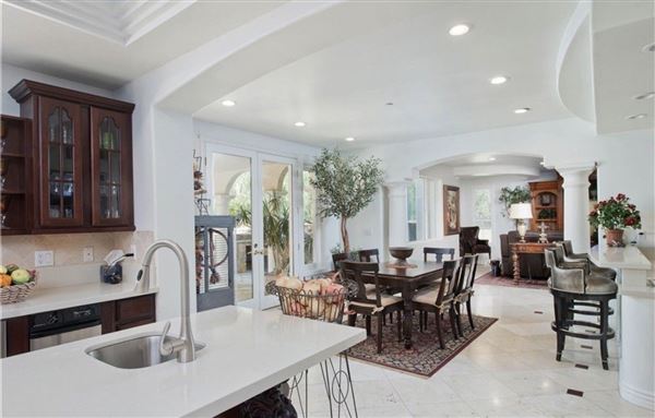 Chatsworth Hills Estate (12/5/2025 - Credits: Artur Harutyunyan)