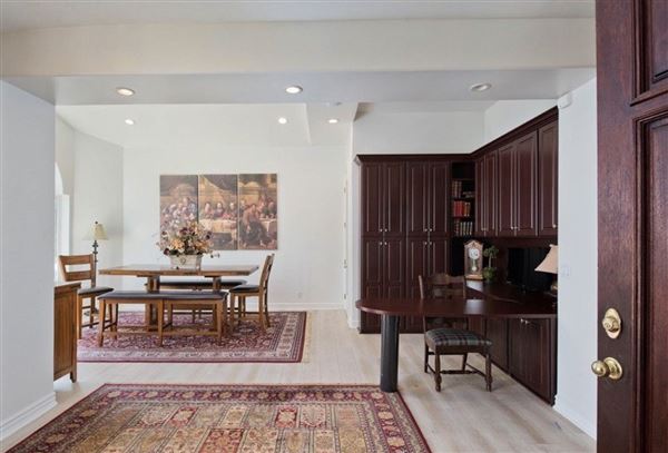Chatsworth Hills Estate (12/5/2025 - Credits: Artur Harutyunyan)