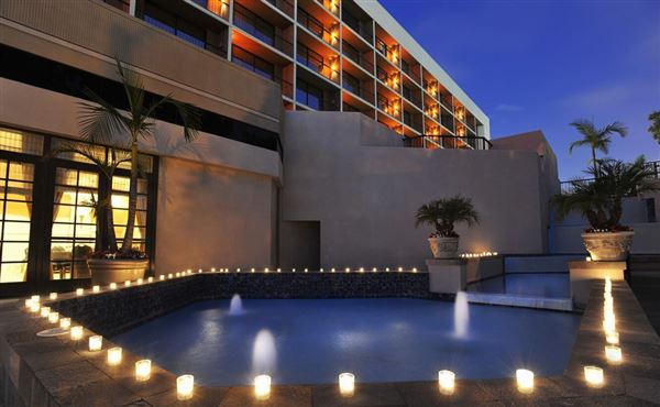Hilton Orange County/Costa Mesa (5/5/2026 5:25:28 PM - Credits: submitted by: Vanessa Constandine)