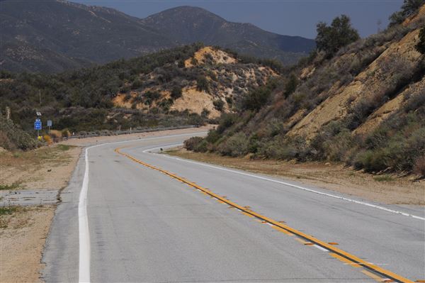 Lake Hughes Road - Castaic (3/13/2012 - Credits: Leo Fialho)