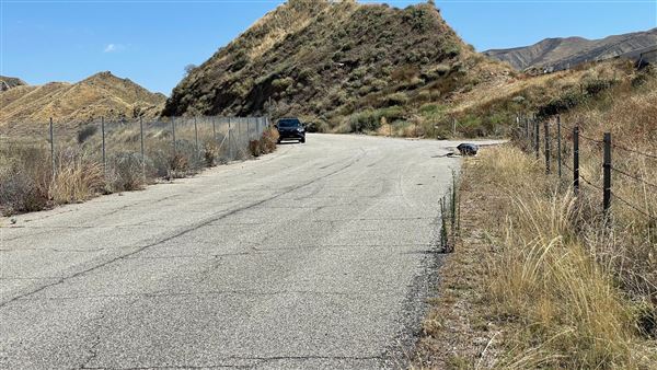 Valley Canyon Rd at Stonecrest Rd (9/9/2023 - Credits: Leo Fialho)