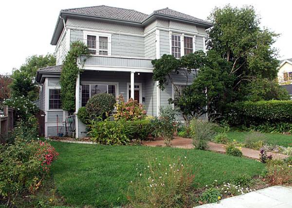 McDonald Avenue Neighborhood (12/31/2003)