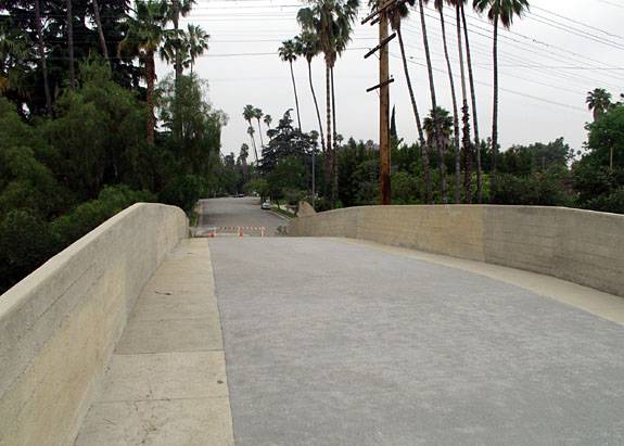 Oaklawn Bridge (12/31/2003)