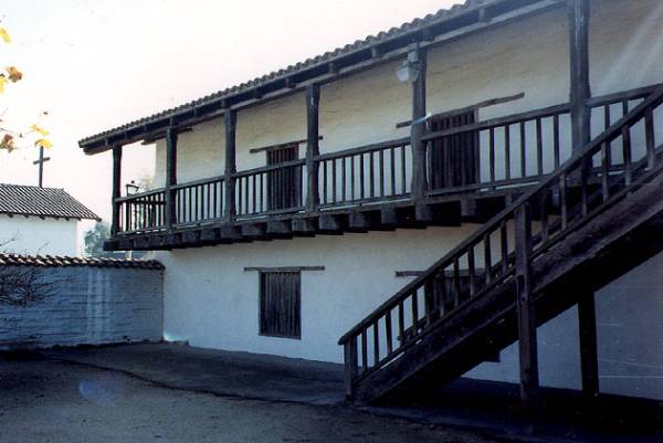 Sonoma State Historic Park (SHP) / General Vallejo’s Home / The Barracks / Mission San Francisco Solano (12/31/2003)