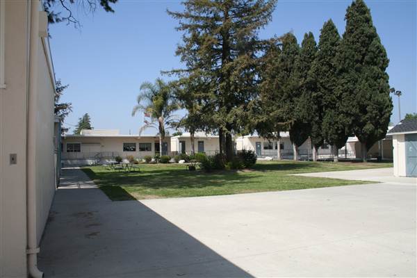 Apollo High School (4/30/2009 - Credits: Lindsay Mizrahi)