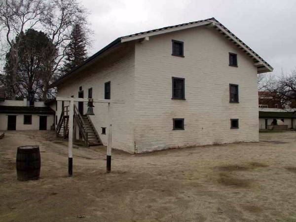 Sutter's Fort State Historic Park (SHP) (12/31/2003)