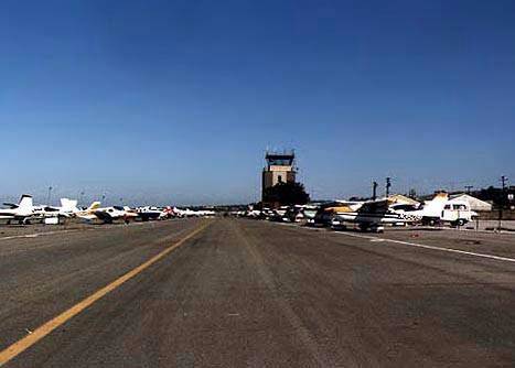 Zamperini Field - Torrance Municipal Airport (12/31/2003)
