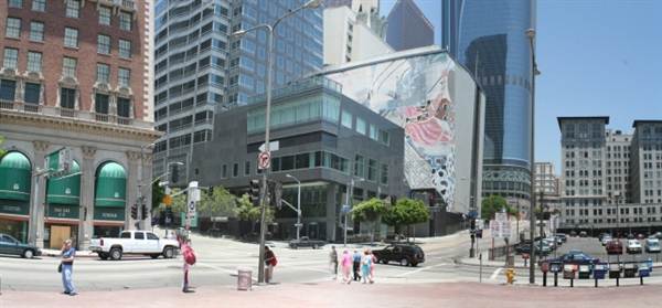 5th St. and Olive St. (9/1/2010 - Credits: Lindsay Mizrahi)