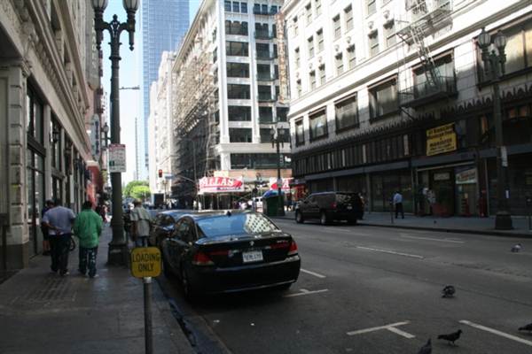 215 West 5th Street (9/1/2010 - Credits: Lindsay Mizrahi)