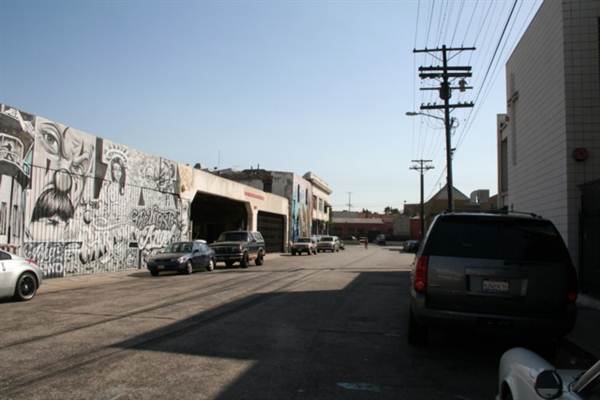 3rd St. and Garey St. (9/1/2010 - Credits: Lindsay Mizrahi)