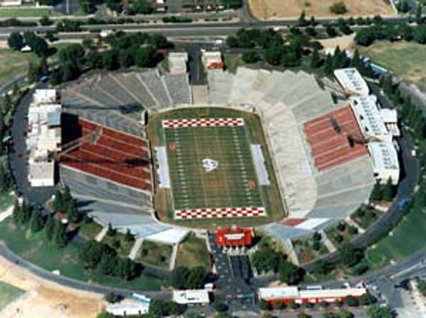 Bulldog Football Stadium @ CSU Fresno (4/2/2009)