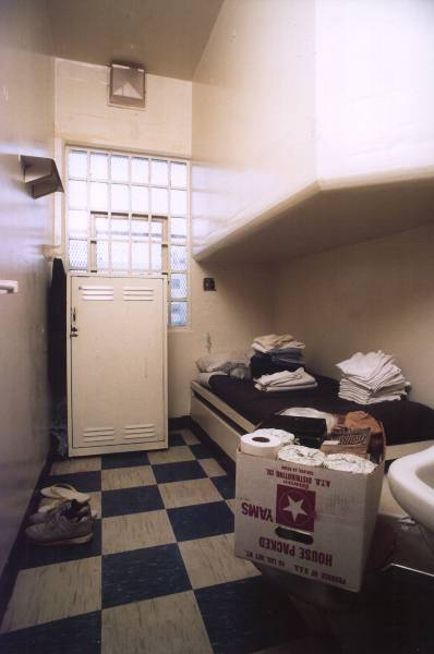 California Medical Facility (CMF) (4/27/2009)