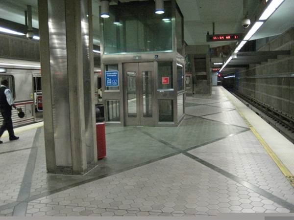 Wilshire Western Metro Station - fka MTA (8/16/2013)