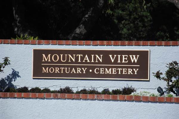 Mountain View Cemetery (12/2/2013 - Credits: David Golden)