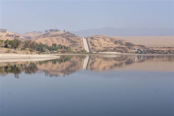 Castaic Lake State Recreation Area (SRA) - lake administered by Los Angeles County (1/26/2015)