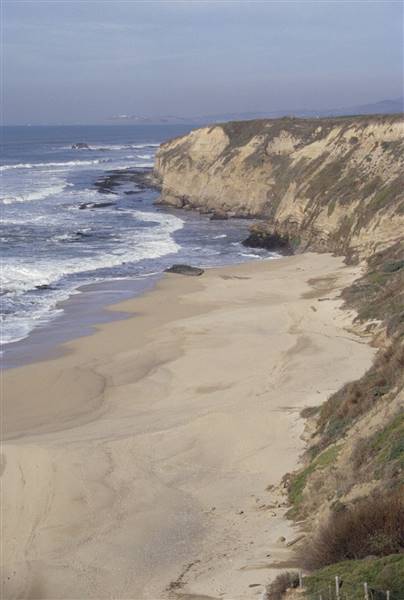 Half Moon Bay State Beach (SB) (1/20/2016 - Credits: Courtesy of California State Parks, 2016)
