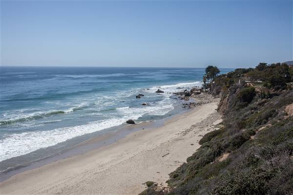 El Pescador State Beach @ Robert H. Meyer Memorial State Beach (SB) - CFC (4/1/2016 - Credits: Photo courtesy of Gillian Bissonnette, California Film Commission)