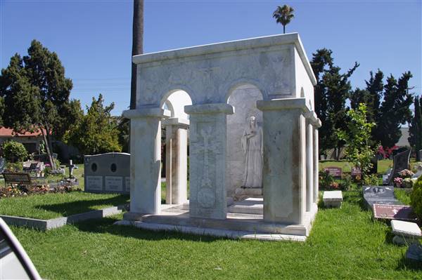 Hollywood Forever Cemetery (4/12/2016 - Credits: Photo by Robin Citrin)