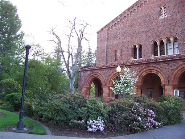 California State University, Chico (1/1/2005 - Credits: By Emily Bryden at en.wikipedia (Own work) [Public domain], via Wikimedia Commons)