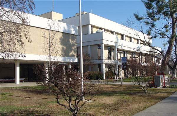 California State University, Fresno (3/23/2011 - Credits: By Nightryder84 (Own work) [CC BY-SA 3.0 (http://creativecommons.org/licenses/by-sa/3.0)], via Wikimedia Commons)