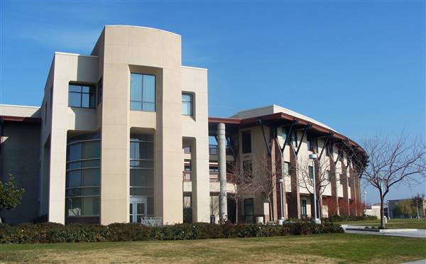 California State University, Fresno (3/23/2011 - Credits: By Nightryder84 (Own work) [CC BY-SA 3.0 (http://creativecommons.org/licenses/by-sa/3.0)], via Wikimedia Commons)