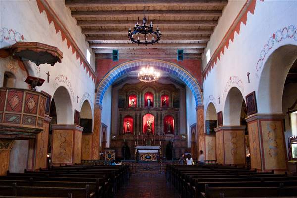 San Juan Bautista State Historic Park (SHP) (8/1/2009 - Credits: "Missioin San Juan Bautista" By Anna Fox (CC BY 2.0)[https://creativecommons.org/licenses/by/2.0/legalcode]https://www.flickr.com/photos/harshlight/)