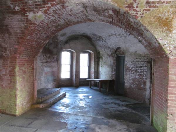 Fort Point National Historic Site (5/30/2012 - Credits: "Fort Point National Historical Site- San Francisco, California" by Doug Kerr (CC BY-SA 2.0)[https://creativecommons.org/licenses/by-sa/2.0/legalcode]https://www.flickr.com/photos/dougtone/)
