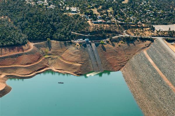 Lake Oroville State Recreation Area (SRA) (9/18/2015 - Credits: Photo by: California Department of Water Resources)