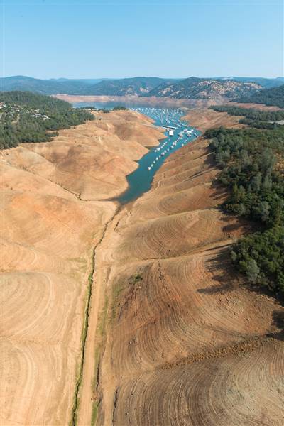 Lake Oroville State Recreation Area (SRA) (9/18/2015 - Credits: Photo by: California Department of Water Resources)