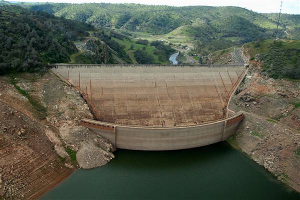 Lake McClure & Barrett Cove Recreation Area (3/2/2015 - Credits: Photo courtesy of California Department of Water Resources)
