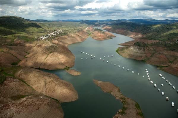 Lake McClure & Barrett Cove Recreation Area (3/2/2015 - Credits: Photo courtesy of California Department of Water Resources)