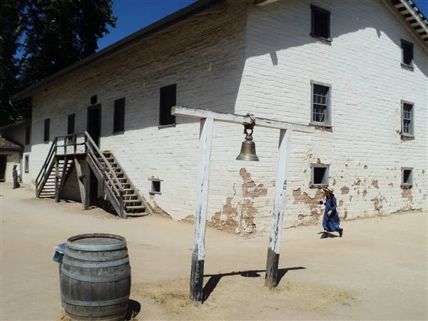 Sutter's Fort State Historic Park (SHP) (4/20/2013 - Credits: "Sutter's Fort" by Kyle Magnuson (CC BY 2.0)[https://creativecommons.org/licenses/by/2.0/legalcode]https://www.flickr.com/photos/kjmagnuson/)