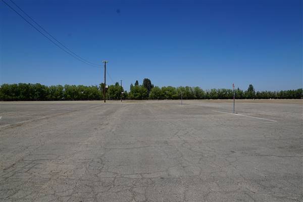 Kern County Fair - 15th DAA (11/8/2016 - Credits: Parking Lot - Photo Courtesy of Kern County Fair)