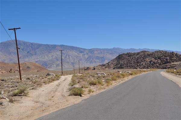 Alabama Hills - Bureau of Land Management / BLM - Bishop Field Office (11/15/2016 - Credits: Photo courtesy of Robin Citrin)