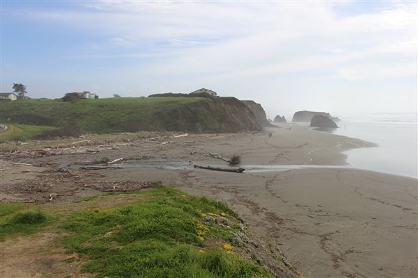 Seaside Beach - Seaside Creek (3/29/2017 - Credits: Kellen Lim)