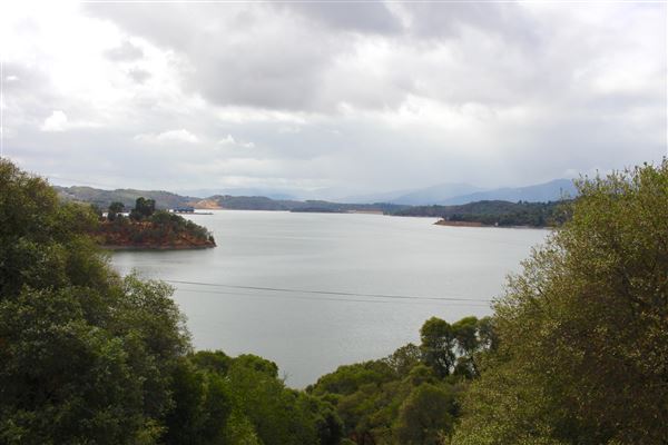 Coyote Valley Dam / Lake Mendocino - Lake Mendocino - northern region (9/20/2017 - Credits: Kellen Lim)