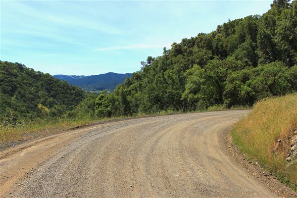 Peachland Road - Anderson Valley region- North East of Boonville (5/15/2018 - Credits: Kellen Lim)