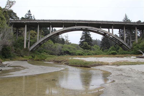 Jug Handle Creek Bridge - Highway 1 (7/8/2017 - Credits: Kellen Lim)