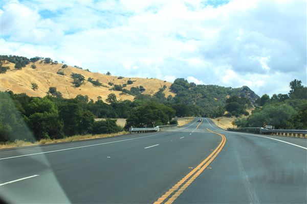 Highway 20 - Calpella to Mendocino County line, east - Highway 20, looking eastward (9/20/2017 - Credits: Kellen Lim)